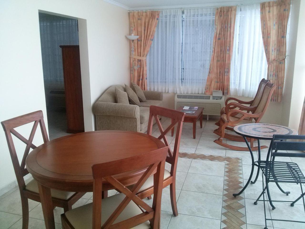 Hotel El Marqués Atacames Habitación foto